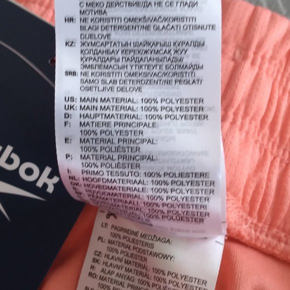 🆕Reebok Women's Training Essentials Workout Knit Poly Shorts,Twisted Coral, NWT - Picture 7 of 8